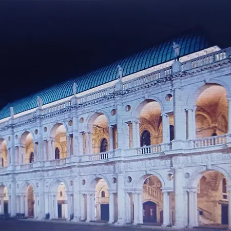 Casa Pallamaio Historic Center *
